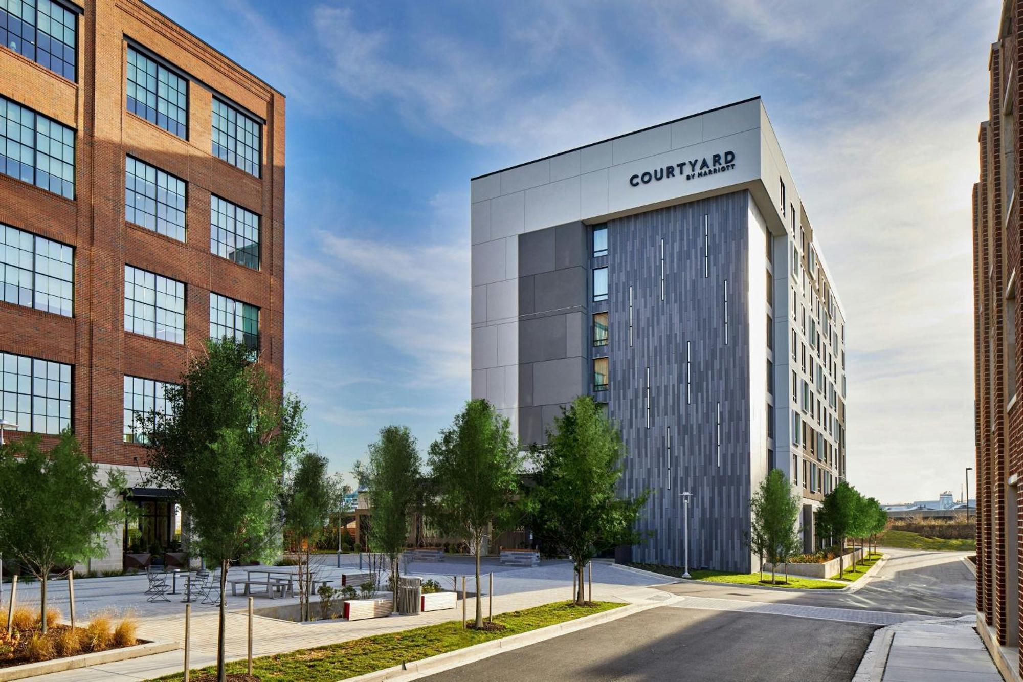 Courtyard Baltimore Downtown/Mchenry Row Экстерьер фото