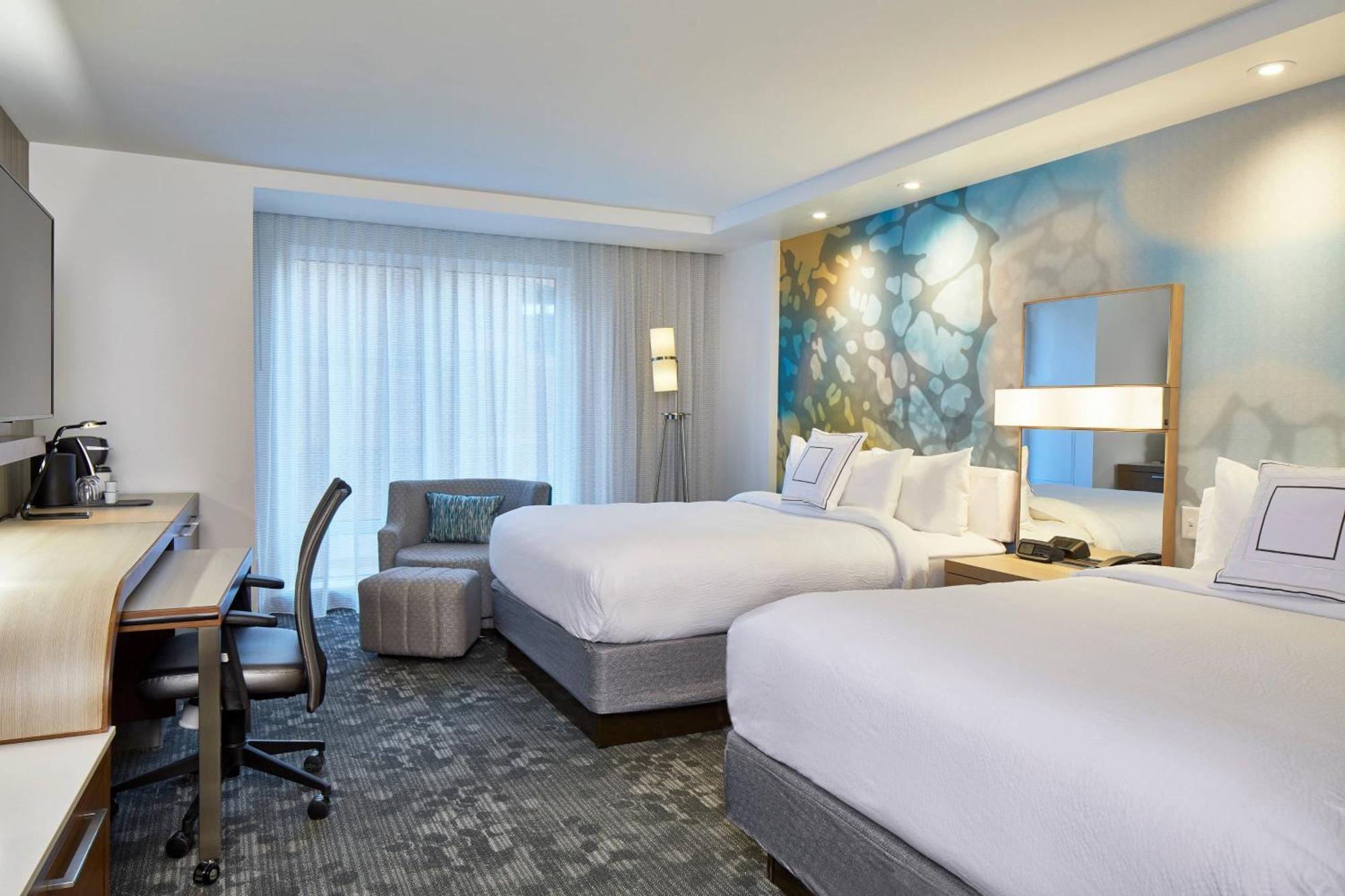 Courtyard Baltimore Downtown/Mchenry Row Экстерьер фото